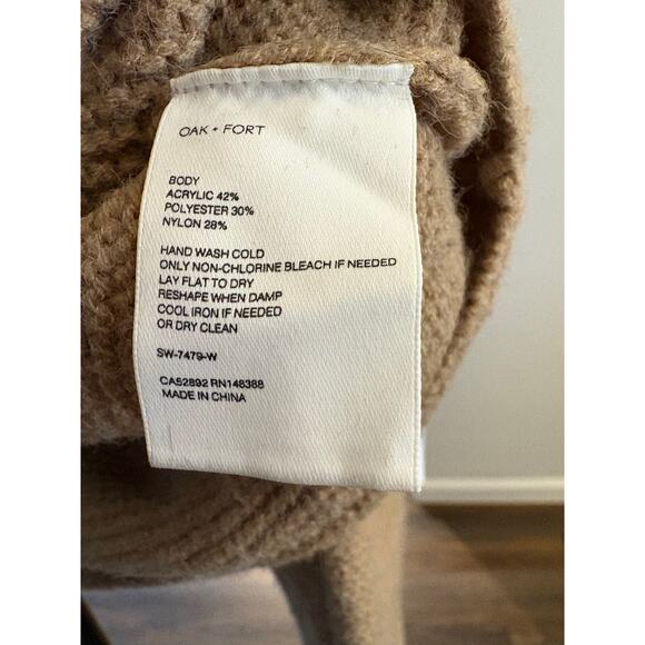 OAK + FORT Collared V Neck Cropped Sweater - Picture 5 of 7